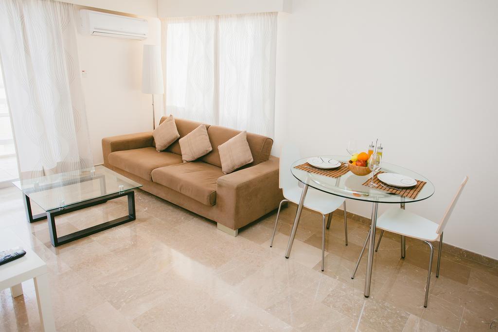 Vega Apartments Limassol Kültér fotó