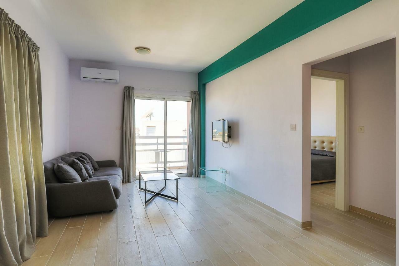 Vega Apartments Limassol Kültér fotó